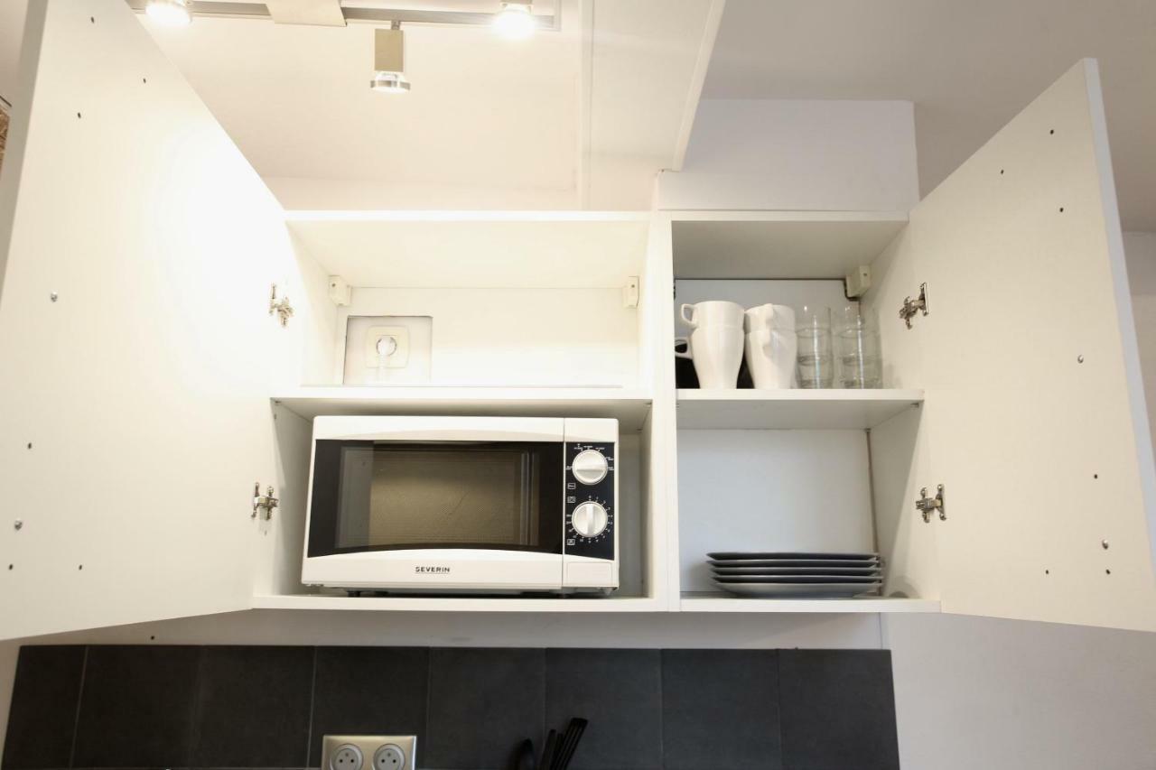 GregBnb-com - T2 Ancien et moderne - PARKING INCLUS - 15min Gare Toulon Extérieur photo